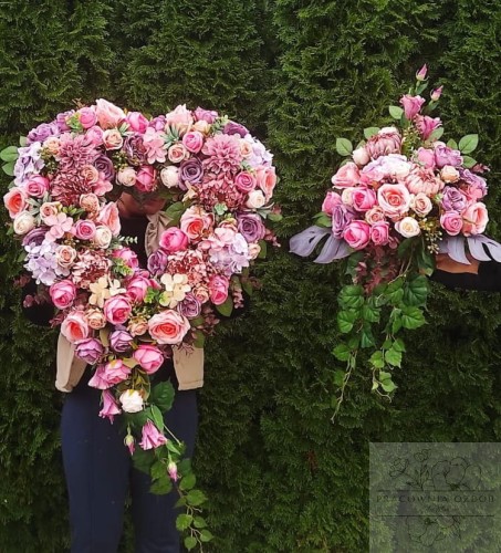 Zestaw: Kompozycja nagrobna premium + bukiet w pastelowych kolorach