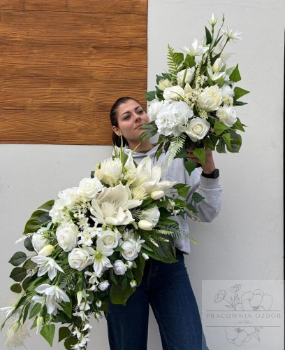 Zestaw: Elegancka kompozycja nagrobna + bukiet w bieli