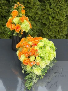 Zestaw: Kompozycja serce + bukiet w seledynie i pomarańczowym