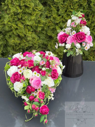 Zestaw: Kompozycja serce + bukiet w fuksji i bieli