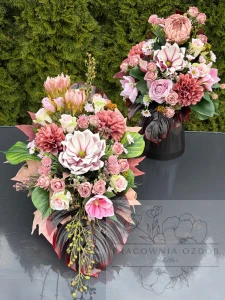 Zestaw: Kompozycja "Światło Pamięci" + bukiet