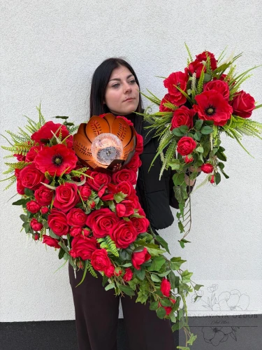 Zestaw: Kompozycja "Płomień Wiecznej Pamięci" + bukiet