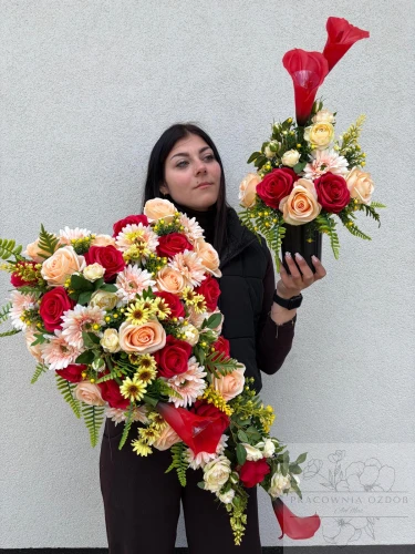 Zestaw: Kompozycja " Serce Pamięci" + bukiet