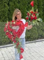 Zestaw: Kompozycja serce "Czerwona Elegancja" + bukiet