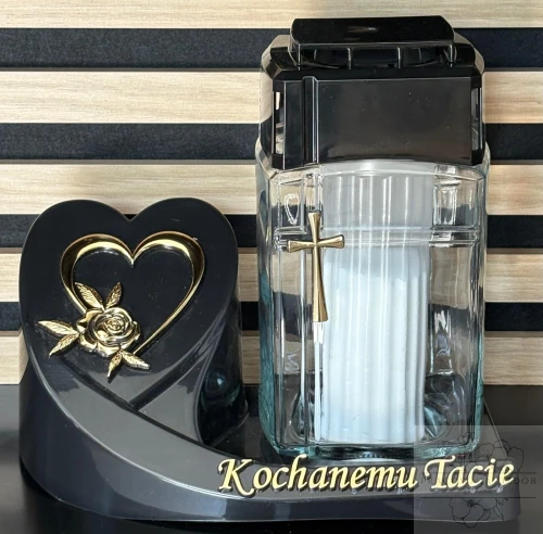 Znicz nagrobny „Kochanemu Tacie”